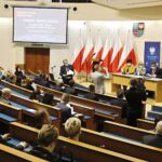 06.05.2021. Kielce. Podpisanie umów o przekazaniu pieniędzy z Rządowego Funduszu Rozwoju Dróg / Jarosław Kubalski / Radio Kielce