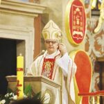 03.05.2021 Kielce. Katedra. Msza święta za Ojczyznę. Na zdjęciu: biskup Jan Piotrowski / Jarosław Kubalski / Radio Kielce