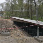 05.05.2021. Busko-Zdrój. Budowa kładki pieszo-rowerowej oraz przebudowa ulicy Rokosza / Marta Gajda / Radio Kielce