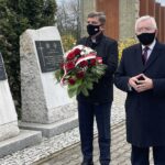 01.05.2021. Starachowice. Dzień Solidarności Ludzi Pracy. Na zdjęciu (od lewej): Andrzej Pruś - przewodniczący sejmiku województwa świętokrzyskiego, poseł Krzysztof Lipiec / Anna Głąb / Radio Kielce