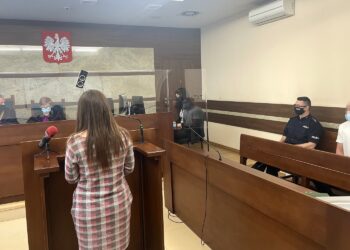 24.05.2021. Kielce. Rozprawa Emila F. Zeznaje sąsiadka pokrzywdzonego. Na zdjęciu (od lewej): Tomasz Zieliński - przewodniczący składu sędziowskiego, Magdalena Michalewicz - sędzia / Monika Miller / Radio Kielce