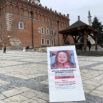 02.05.2021 Sandomierz. Zbiórka pieniędzy dla półrocznego Bartusia Przychodzkiego / Grażyna Szlęzak-Wójcik / Radio Kielce