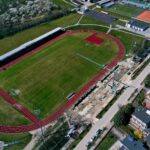 28.04.2021. Busko-Zdrój. Stadion Miejski / Jarosław Kubalski / Radio Kielce