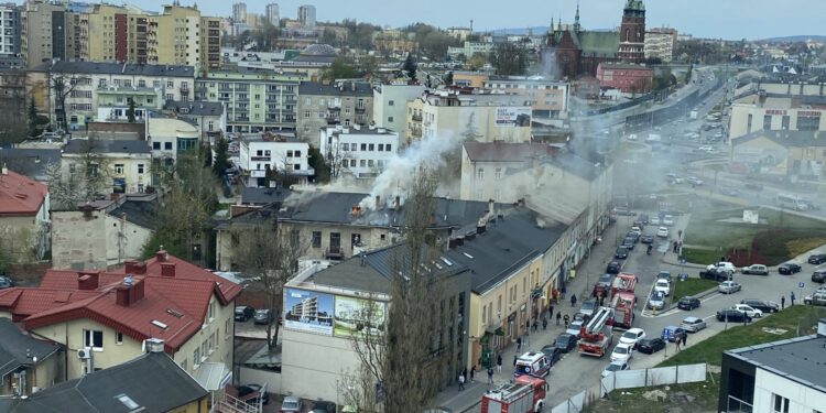 Kielce. Pożar kamienicy (04.05.2021) / Radio Kielce