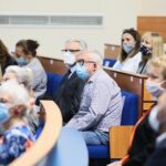 28.05.2021. Kielce. Urząd Wojewódzki. Podpisanie umów  z organizacjami pozarządowymi dotyczące wsparcia w obszarze pomocy społecznej / Wiktor Taszłow / Radio Kielce