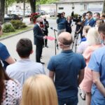 28.05.2021. Kielce. Szpital Kielecki. Wojewoda dziękuje medykom / Wiktor Taszłow / Radio Kielce