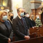 29.05.2021. Kielce. Katedra. Pogrzeb Krzysztofa Jackowskiego / Wiktor Taszlow / Radio Kielce