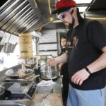 21.05.2021 Kielce. Food trucki na ulicy Sienkiewicza / Jarosław Kubalski / Radio Kielce