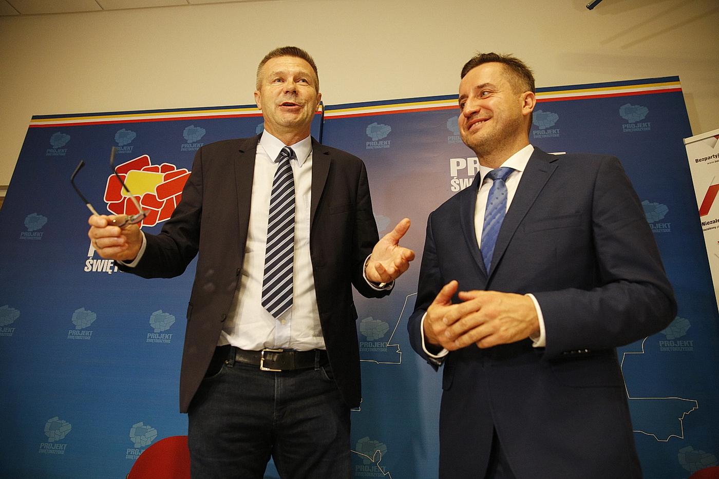 Prezydent Kielc Bogdan Wenta (z lewej) i Kamil Suchański (przewodniczący rady miasta Kielce) / Jarosław Kubalski / Radio Kielce