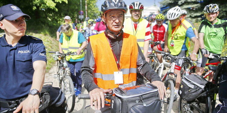 Biskup Marian Florczyk zaprasza na rowerową majówkę