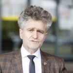 19.05.2021 Kielce. Konferencja przed ŚUW na temat projektu filmu dokumentalnego o żołnierzach, którzy z Kielc poszli na Westerplatte. Senator Krzysztof Słoń / Jarosław Kubalski / Radio Kielce