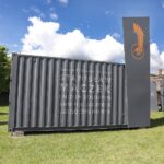 20.05.2021 Tokarnia. Park etnograficzny. Otwarcie wystawy "Generał Stanisław Maczek i jego żołnierze" / Jarosław Kubalski / Radio Kielce