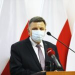 24.05.2021 Kielce. ŚUW. Podpisanie umowy z samorządami na dofinansowanie z programu Maluch plus. Poseł Andrzej Kryj / Jarosław Kubalski / Radio Kielce