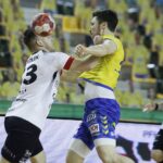 08.05.2021 Kielce Piłka ręczna. PGNiG Superliga. Mecz Łomża Vive Kielce - Piotrkowianin Piotrków Trybunalski. Na zdjęciu (z prawej): Alex Dujszebajew / Jarosław Kubalski / Radio Kielce