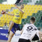 08.05.2021 Kielce Piłka ręczna. PGNiG Superliga. Mecz Łomża Vive Kielce - Piotrkowianin Piotrków Trybunalski. Na zdjęciu (z lewej): Władysław Kulesz / Jarosław Kubalski / Radio Kielce