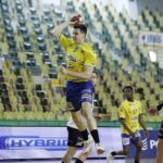 08.05.2021 Kielce Piłka ręczna. PGNiG Superliga. Mecz Łomża Vive Kielce - Piotrkowianin Piotrków Trybunalski. Na zdjęciu: Szymon Sićko / Jarosław Kubalski / Radio Kielce