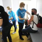 09.05.2021 Kielce. Mobilny punkt szczepień przeciwko COVID-19 przy ŚUW / Jarosław Kubalski / Radio Kielce