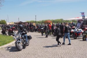 09.05.2021. Sandomierz. Motocykliści dla chorego Bartusia / Agnieszka Przychodzka