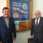 19.05.2021 Ostrowiec Świętokrzyski. Okręgowa Spółdzielnia Mleczarska przy ul. Zagłoby. Na zdjęciu (od lewej): Dariusz Przemyski - przewodniczący rady nadzorczej OSM Ostrowiec Św., Kazimierz Czerwiński - prezes zarządu OSM Ostrowiec Św. / Emilia Sitarska / Radio Kielce