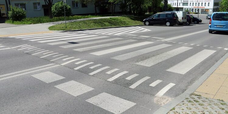 Starachowice. Przejście dla pieszych na ul. Na Szlakowisku / UM Starachowice