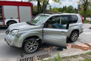 15.05.2021. Kielce. Zderzenie samochodów na skrzyżowaniu al. Legionów i ul. Barabasza / Wiktor Taszłow / Radio Kielce