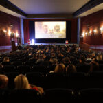 6.3.2016 Kielce.  Uroczysty pokaz filmu „110%”, w którym wystąpiło piętnastu czołowych, polskich sportowców. Na seansie nie zabrakło Rafała Sonika i podopiecznych Siemachy Kielce. / Wojciech Habdas / Radio Kielce