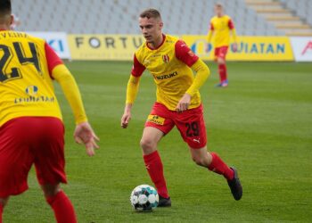 01.05.2021 Kielce. Fortuna 1. Liga. Mecz Korona Kielce - Zagłębie Sosnowiec / Wiktor Taszłow / Radio Kielce