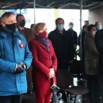 02.05.2021 Kielce. Msza za Ojczyznę. Na zdjęciu od lewej: Zbigniew Koniusz - wojewoda świętokrzyski, Anna Krupka - wiceminister sportu, Krzysztof Słoń - senator PiS / Wiktor Taszłow / Radio Kielce