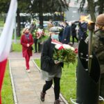 02.05.2021 Kielce. Obchody Dnia Flagi. Złożenie kwiatów / Wiktor Taszłow / Radio Kielce