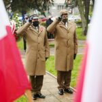 02.05.2021 Kielce. Obchody Dnia Flagi. Złożenie kwiatów / Wiktor Taszłow / Radio Kielce