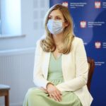 10.05.2021. Jędrzejów. Konferencja dotycząca Społecznej Inicjatywy Mieszkaniowej. Na zdjęciu: Anna Kornecka, wiceminister rozwoju, pracy i technologii / Wiktor Taszłow / Radio Kielce