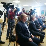 10.05.2021. Jędrzejów. Konferencja dotycząca Społecznej Inicjatywy Mieszkaniowej / Wiktor Taszłow / Radio Kielce