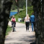 11.05.2021. Kielce. Ścieżka rowerowa wokół zalewu kieleckiego / Wiktor Taszłow / Radio Kielce