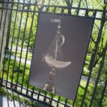 11.05.2021. Kielce. Wystawa plenerowa „Przeszłość przyszłości. Dzieła sztuki z kolekcji Muzeum Książąt Czartoryskich w Krakowie” / Wiktor Taszłow / Radio Kielce