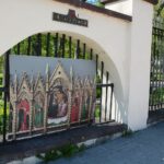 11.05.2021. Kielce. Wystawa plenerowa „Przeszłość przyszłości. Dzieła sztuki z kolekcji Muzeum Książąt Czartoryskich w Krakowie” / Wiktor Taszłow / Radio Kielce