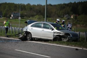 12.05.2021. Radkowice. Wypadek na S7 / Wiktor Taszłow / Radio Kielce