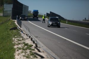 12.05.2021. Radkowice. Wypadek na S7 / Wiktor Taszłow / Radio Kielce