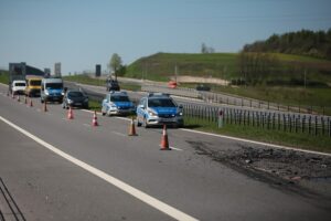 12.05.2021. Radkowice. Wypadek na S7 / Wiktor Taszłow / Radio Kielce