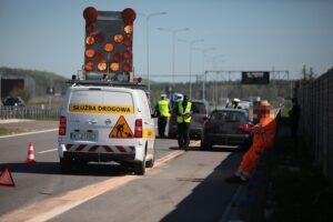 12.05.2021. Radkowice. Wypadek na S7 / Wiktor Taszłow / Radio Kielce