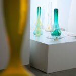 12.05.2021. Kielce. Wystawa ''Szkło z kolekcji BWA Sandomierz'' / Wiktor Taszłow / Radio Kielce