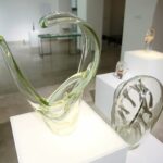 12.05.2021. Kielce. Wystawa ''Szkło z kolekcji BWA Sandomierz'' / Wiktor Taszłow / Radio Kielce