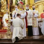 15.05.2021. Kielce. Święcenia diakonatu. Na zdjęciu (w środku): Jan Piotrowski - biskup kielecki / Wiktor Taszłow / Radio Kielce