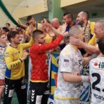 02.06.2021. Mielec. Piłkarze Łomży Vive Kielce po wygranym meczu ze Stalą Mielec / Robert Pytka / Radio Kielce