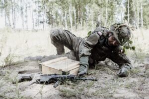 24.06.2021. Nowa Dęba. „Pętla taktyczna” żołnierzy 10. Świętokrzyskiej Brygady Obrony Terytorialnej / Jacek Szydłowski / DWOT