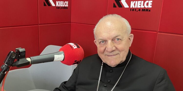 Biskup Edward Frankowski / Grażyna Szlęzak-Wójcik / Radio Kielce