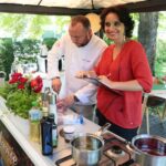 29.06.2021. Letnia kuchnia Radia Kielce. Słodkie wtorki. Na zdjęciu (od lewej): Tomasz Zapała - Polska Inicjatywa Kulinarna, Zespół Szkół Przemysłu Spożywczego w Kielcach i Magdalena Sitek - Radio Kielce / Wiktor Taszlow / Radio Kielce