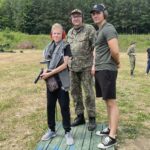 26.06.2021. Skarbka w gminie Bałtów. Zawody strzeleckie. Na zdjęciu: Dariusz Kaszuba (w środku)  / Emilia Sitarska / Radio Kielce