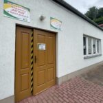 26.06.2021. Doły Biskupie. Otwarcie nowej wystawy w Izbie Regionalnej im. Witolda Gombrowicza / Emilia Sitarska / Radio Kielce