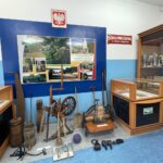 26.06.2021. Doły Biskupie. Otwarcie nowej wystawy w Izbie Regionalnej im. Witolda Gombrowicza / Emilia Sitarska / Radio Kielce