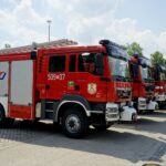 17.06.2021. Kielce. Uroczyste przekazanie samochodów ratowniczo-gaśniczych i wręczenie promes na zakup kolejnych dla jednostek PSP i OSP z regionu świętokrzyskiego / Piotr Kwaśniewski / Radio Kielce